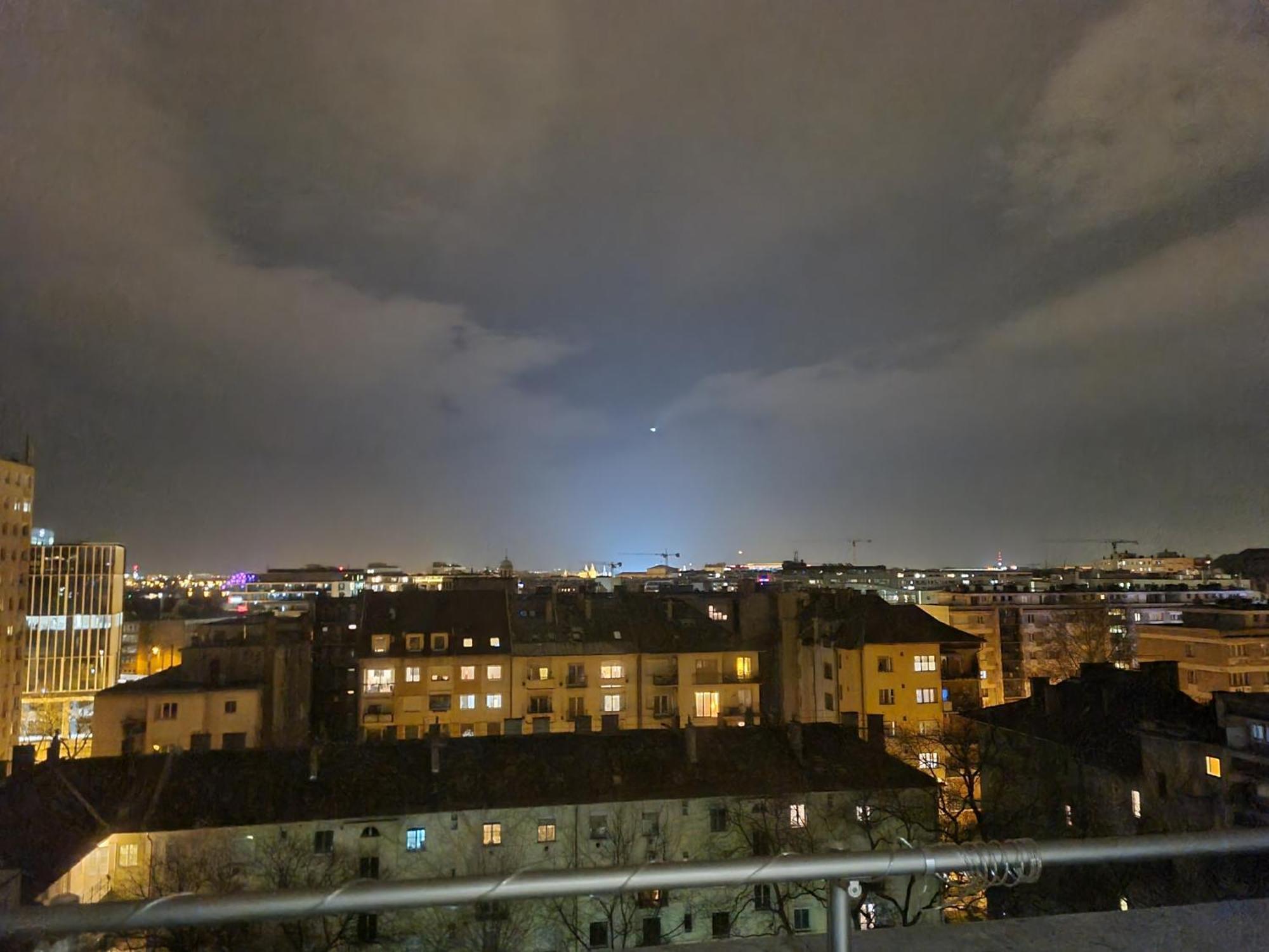Budapest Penthouse & View Apartment ภายนอก รูปภาพ